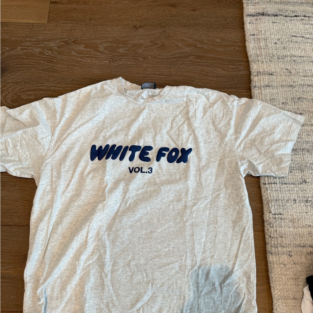 White Fox Boutique Gray Tee with Navy Print